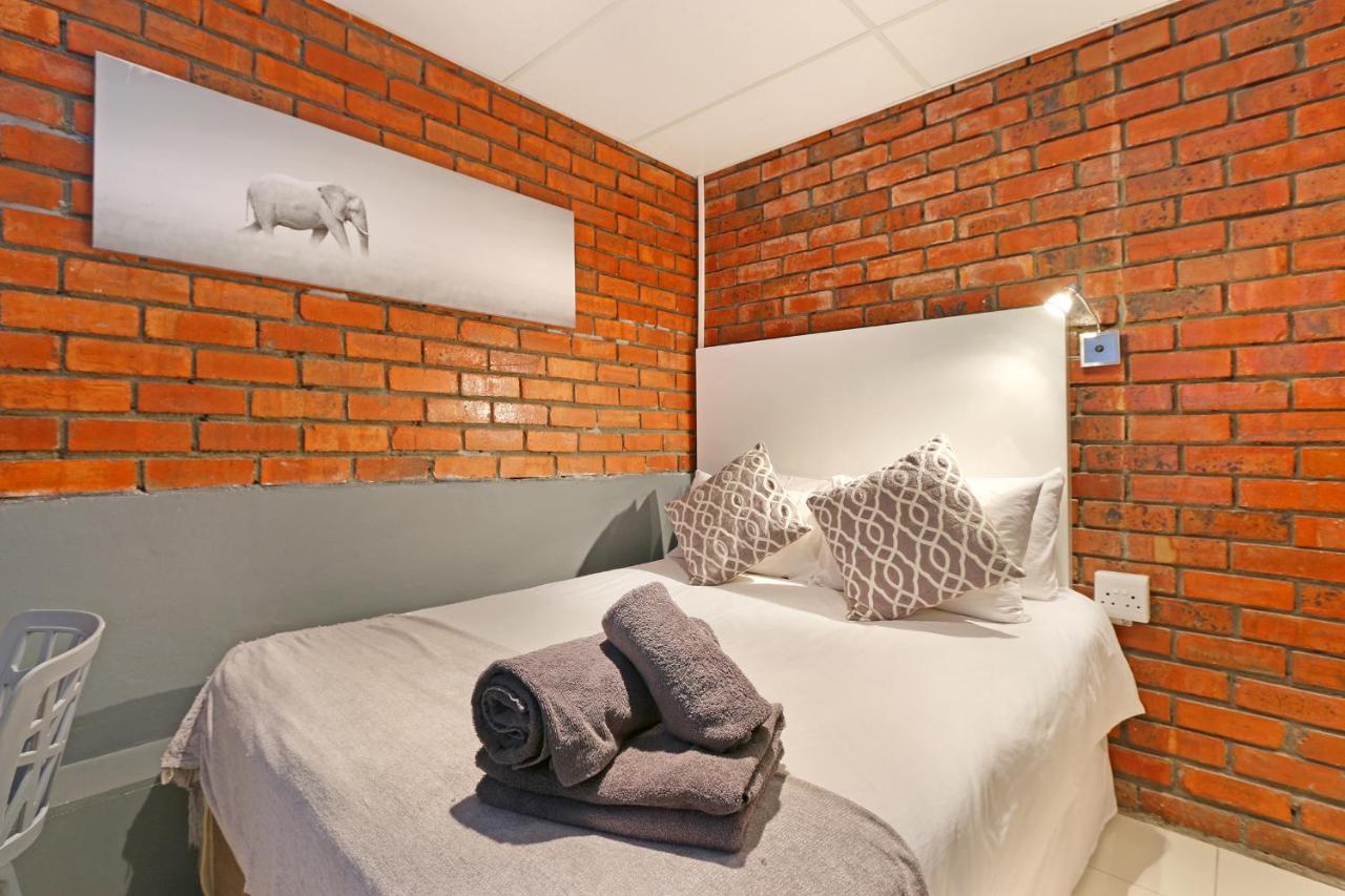 Happy Rhino Hotel Cape Town Eksteriør bilde